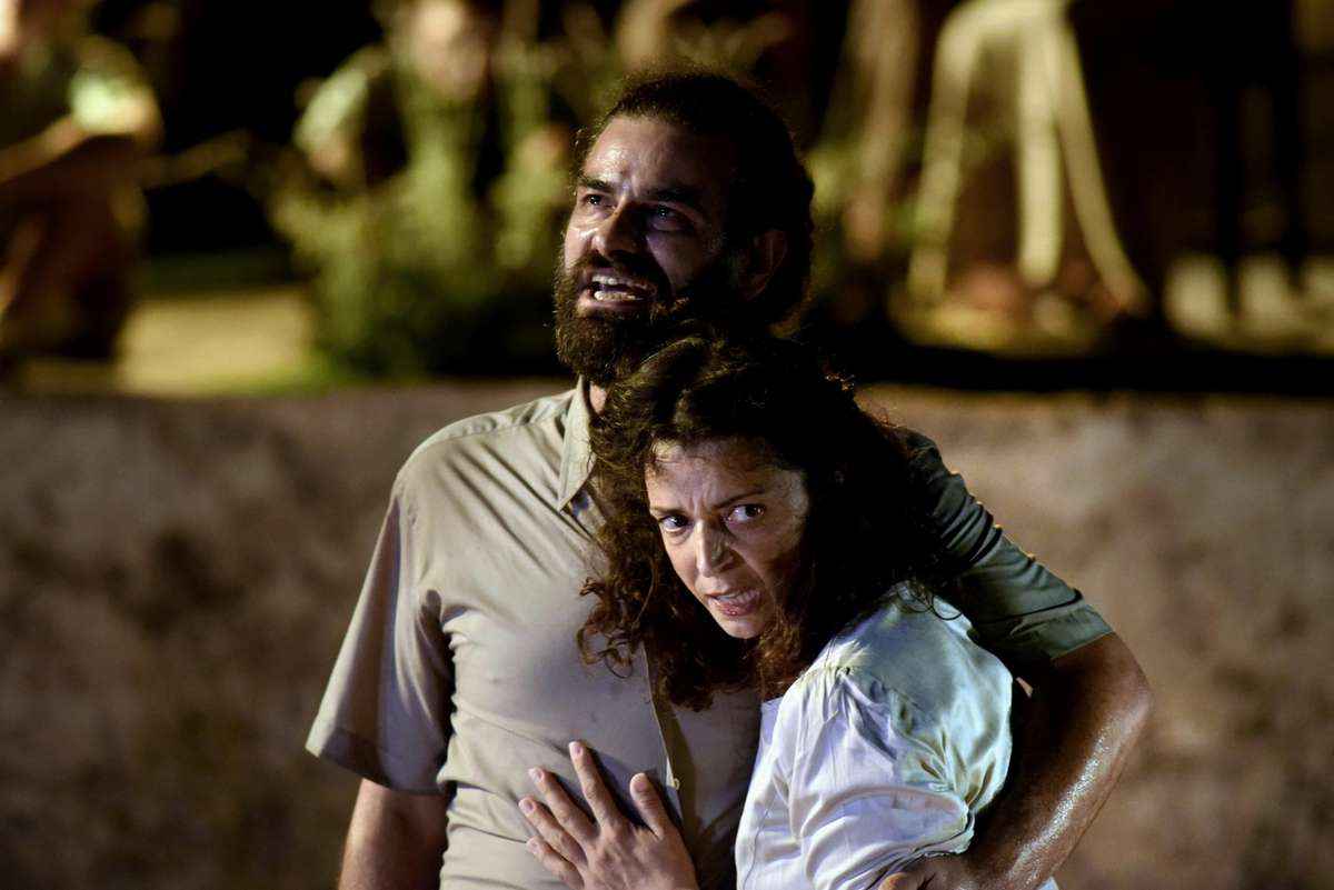 antigoni-Konstantinos_Ntellas_Antigone_SITE_33_photo_Evi_Fylaktou