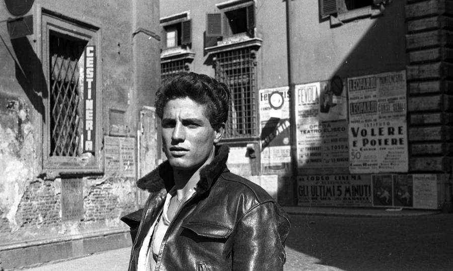 italian-young-man-in-1950-george-daniell