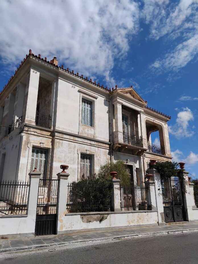 andros