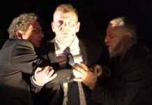 Πλάτωνα «Απολογία Σωκράτη», σε σκηνοθεσία Δήμου Αβδελιώδη, για μία παράσταση στο ιστορικό STUDIO